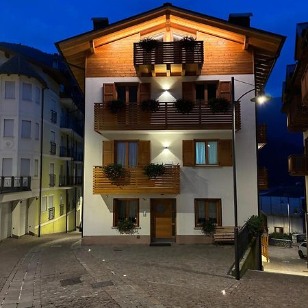 Casa dei Tabachi Molveno Exterior foto